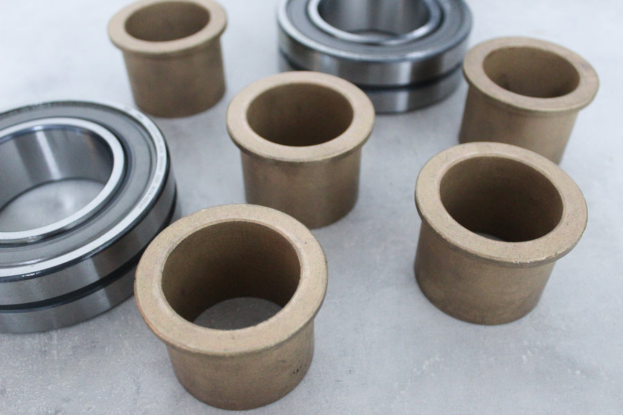 Different bushings and bearings.